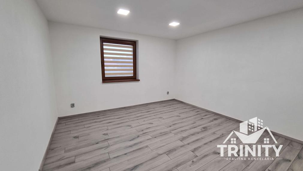 Na prenájom krásný 3-izbový byt s balkónom v obci Kolta