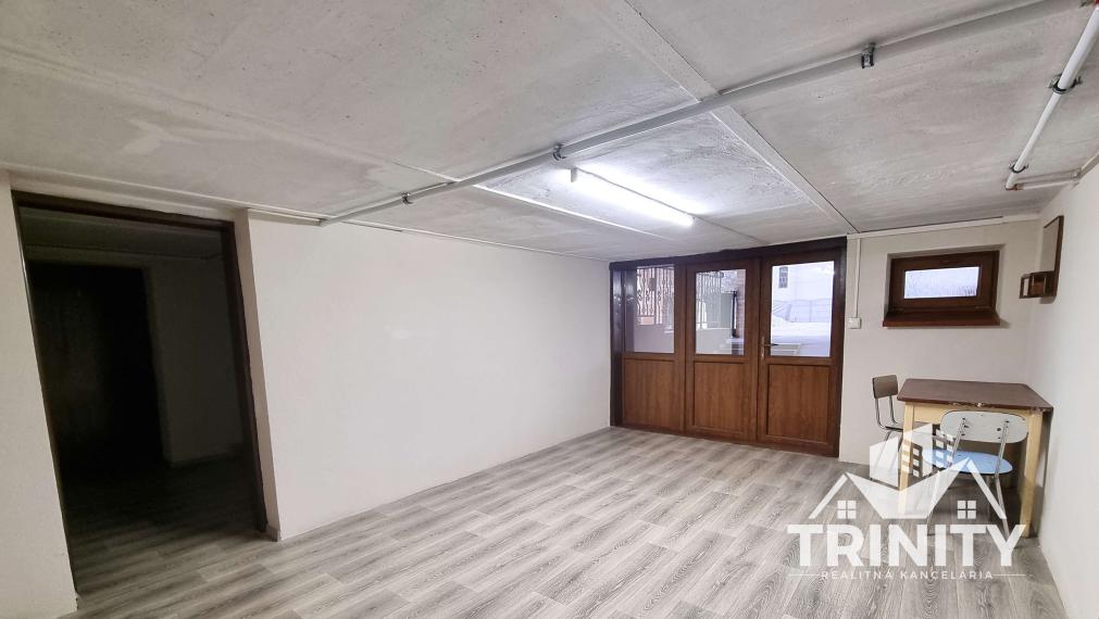 Na prenájom krásný 3-izbový byt s balkónom v obci Kolta