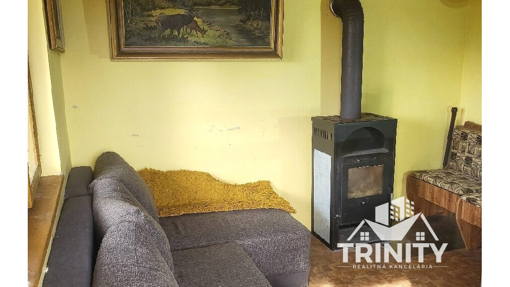 Na predaj murovaná chata v obci Uľany nad Žitavou