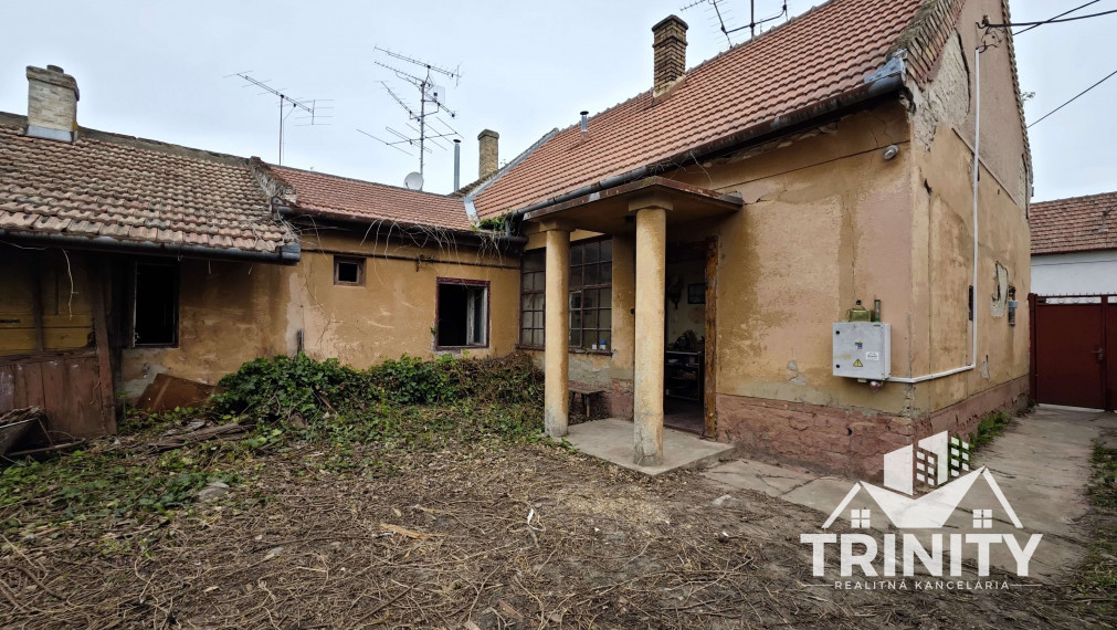 Na predaj 2-izbový rodinný dom v meste Nové Zámky