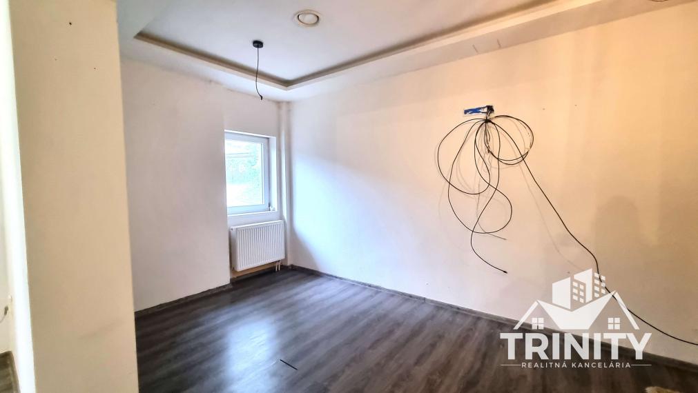 Na prenájom priestor s veľkou terasou v Nových Zámkoch