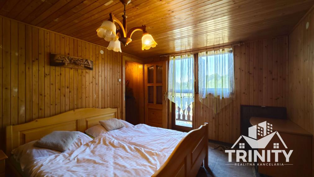 Znížená CENA! Na predaj chata v obci Trávnica, 3D obhliadka