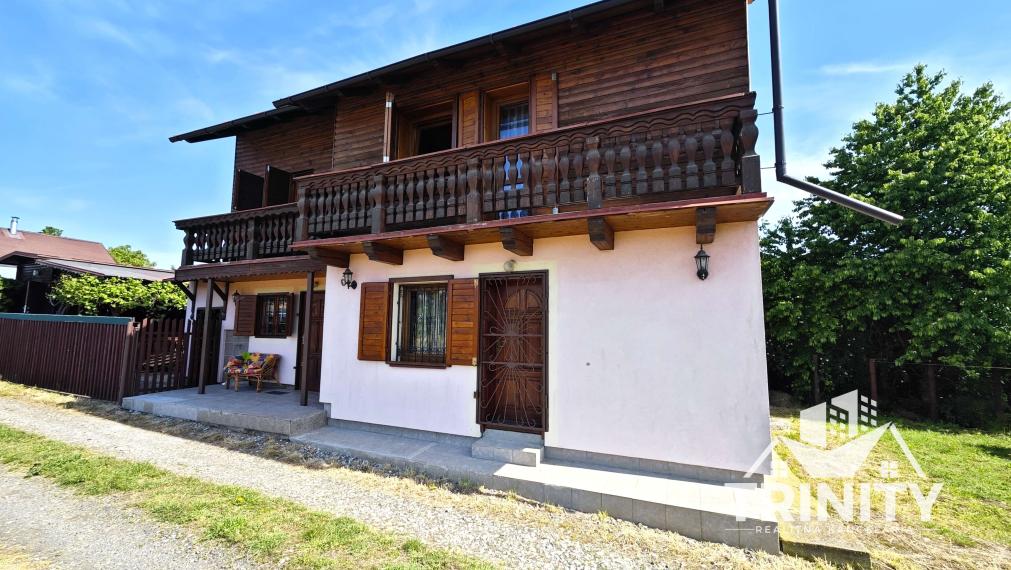 Znížená CENA! Na predaj chata v obci Trávnica, 3D obhliadka