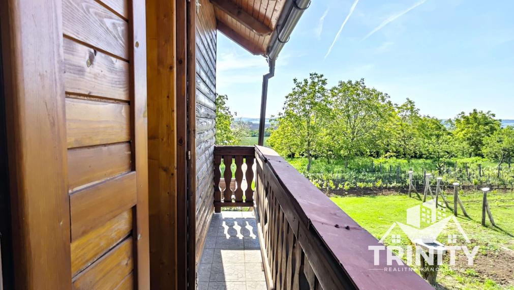 Znížená CENA! Na predaj chata v obci Trávnica, 3D obhliadka