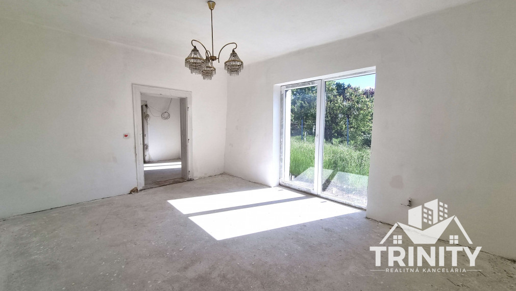 Na predaj starší rodinný dom v obci Pribeta