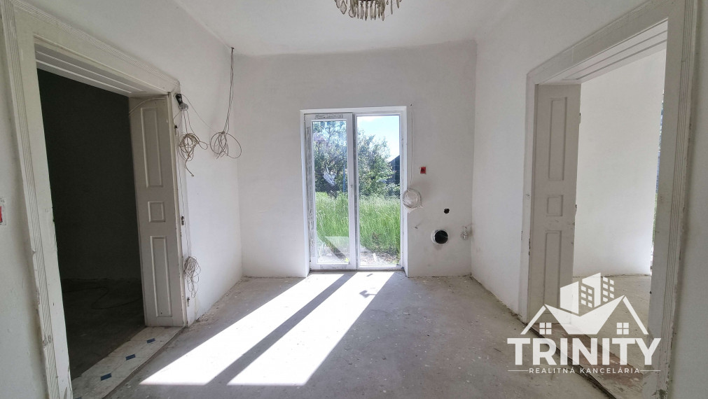 Na predaj starší rodinný dom v obci Pribeta