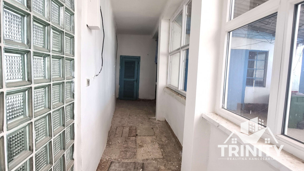 Na predaj starší rodinný dom v obci Pribeta