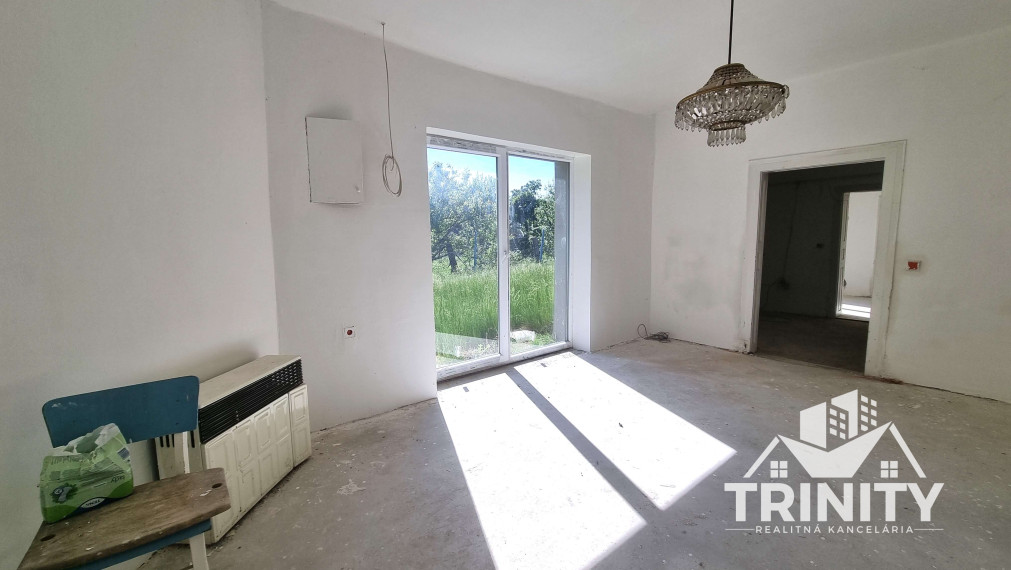 Na predaj starší rodinný dom v obci Pribeta