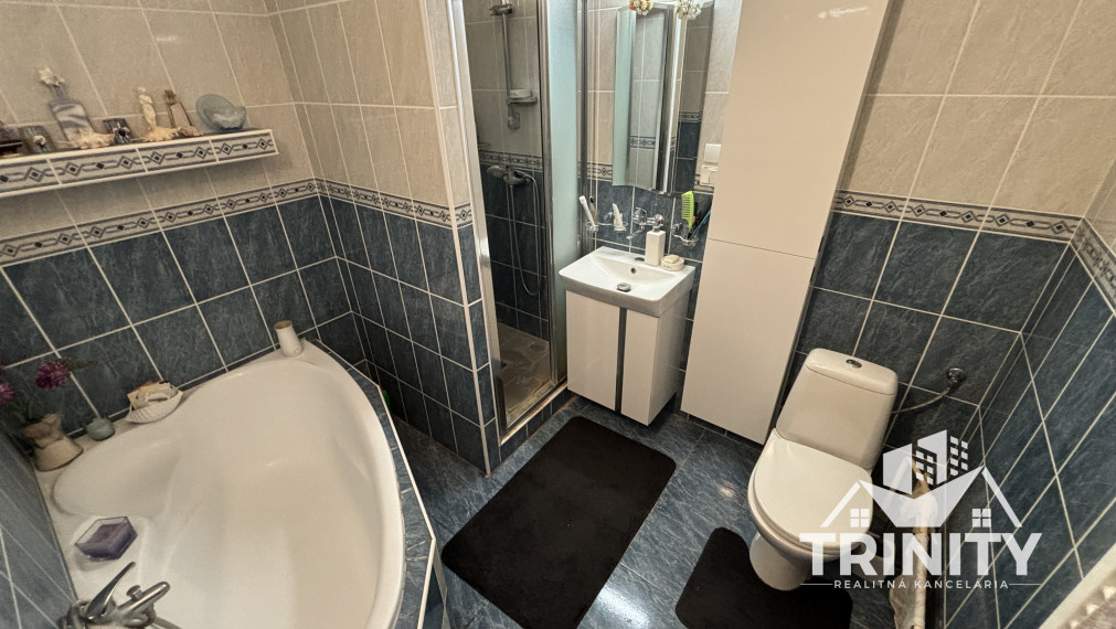 EXKLUZÍVNE Na predaj rodinný dom v radovej zástavbe v meste Hurbanovo