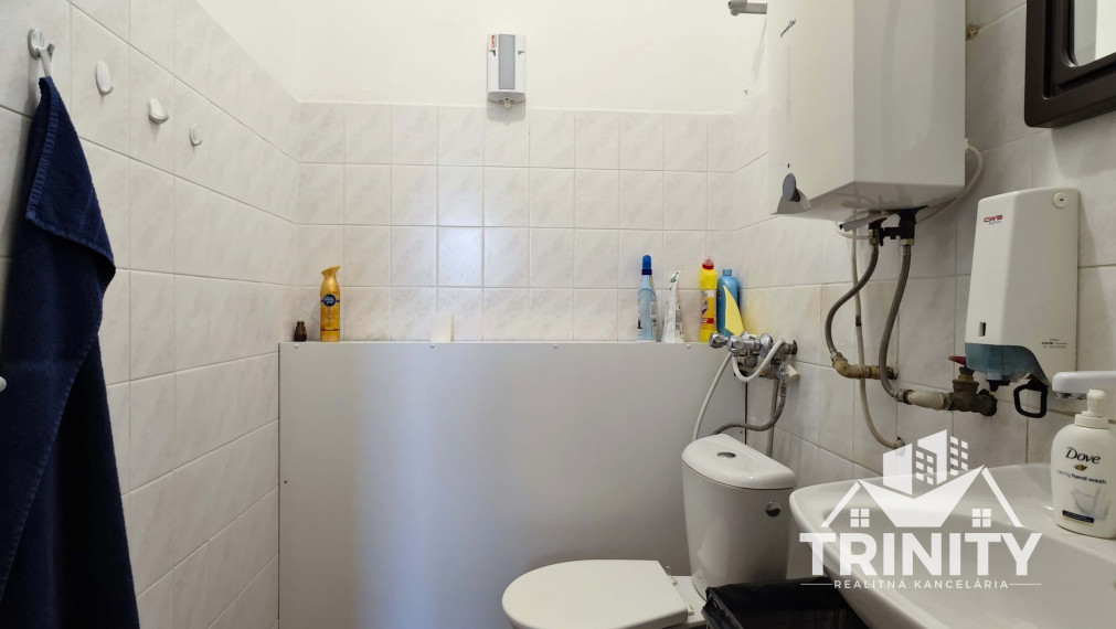 Na prenájom nebytový kancelársky priestor v Nových Zámkoch