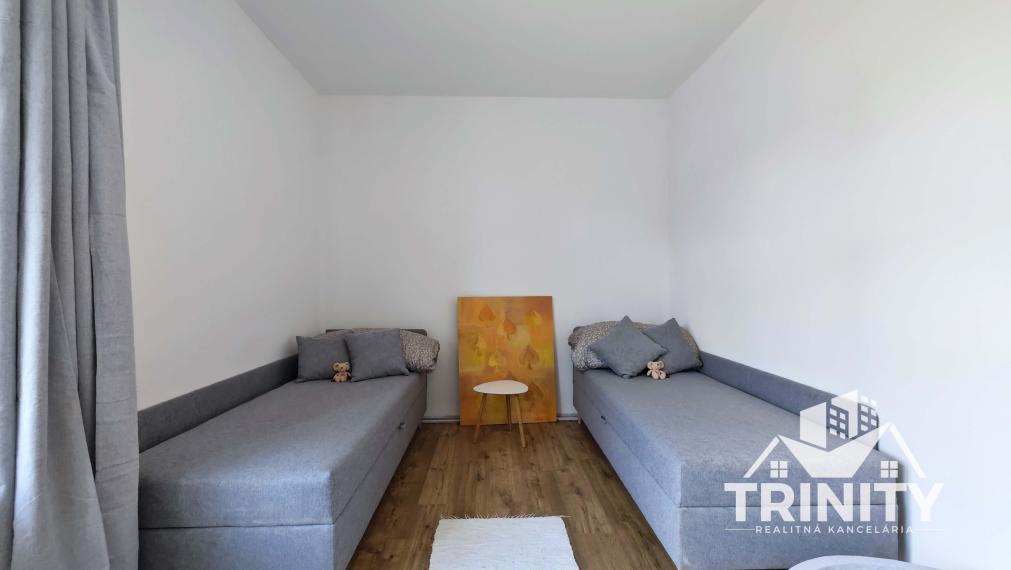 Na prenájom kompletne prerobený rodinný dom v meste Nesvady