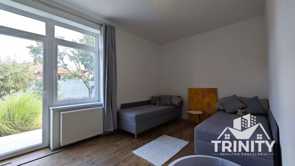 Na prenájom kompletne prerobený rodinný dom v meste Nesvady