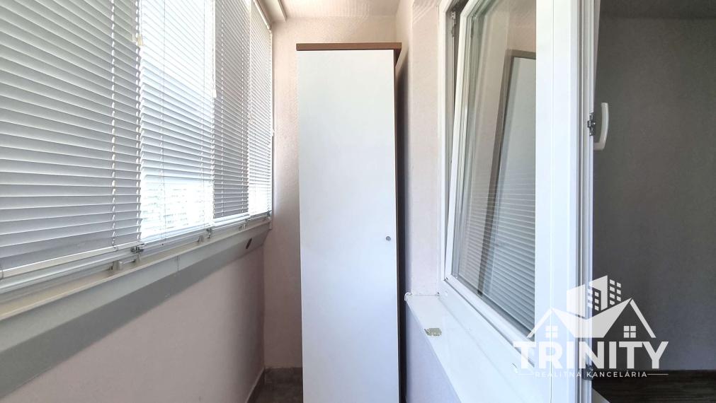 Na prenájom 1-izbový byt s balkónom v meste Nové Zámky