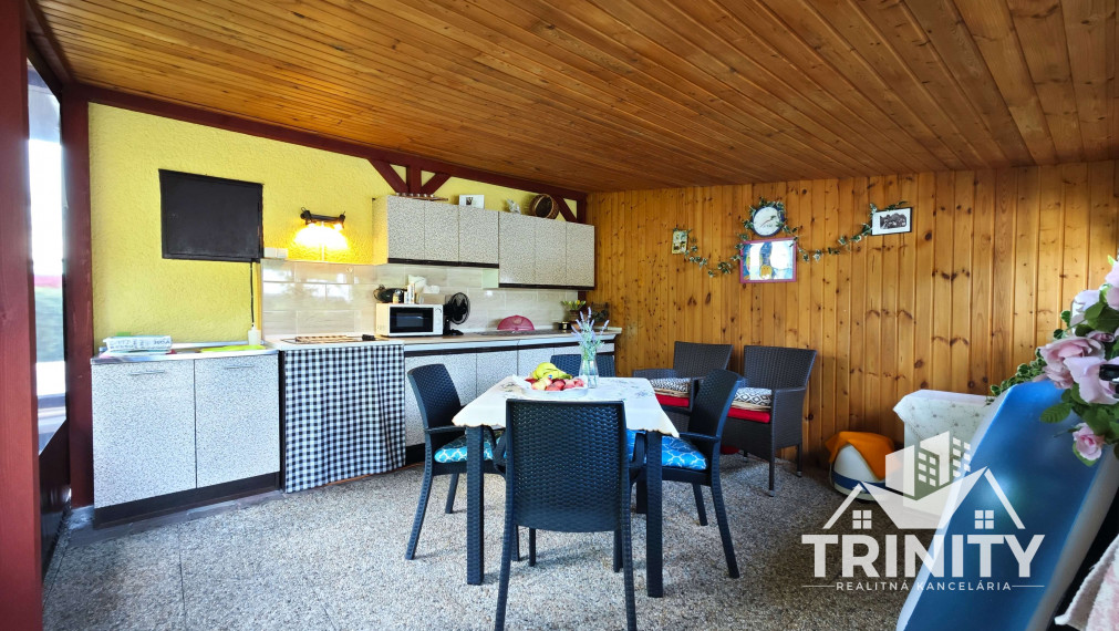 Na predaj krásna murovaná chata v lokalite Hliník-Nové Zámky