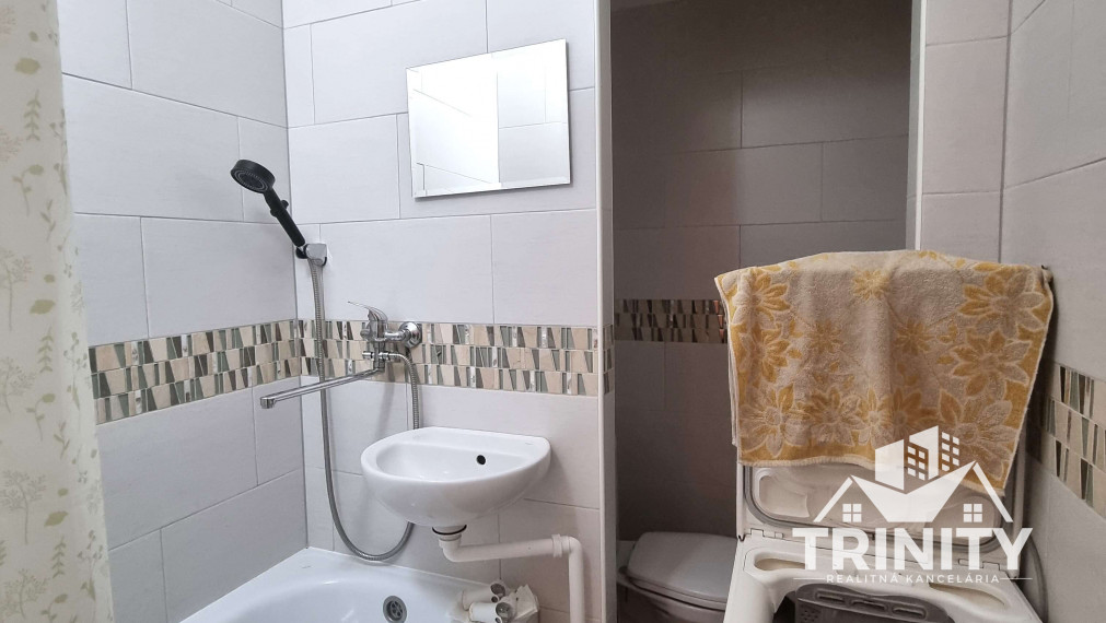 Na prenájom krásna garsónka v meste Nové Zámky