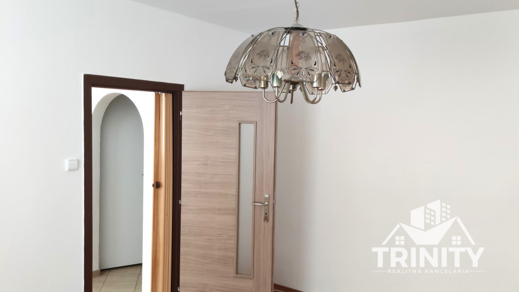 Na prenájom 1-izbový byt v meste Šurany