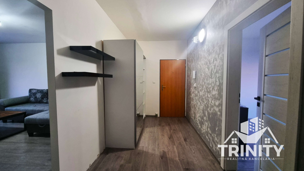 Na prenájom krásny 3-izbový byt v meste Šurany