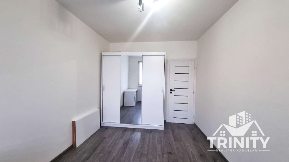 Na prenájom krásny 3-izbový byt v meste Šurany