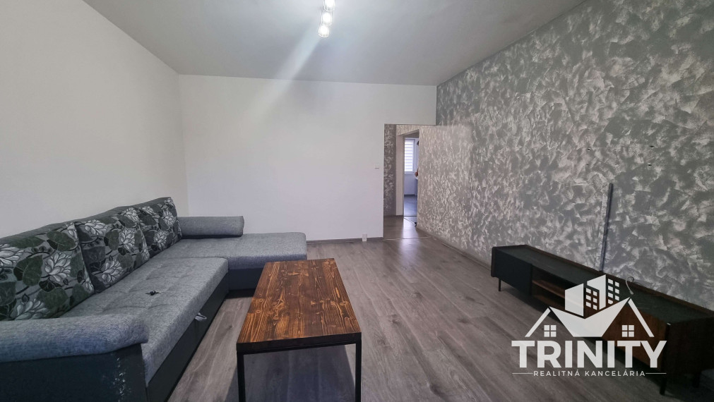 Na prenájom krásny 3-izbový byt v meste Šurany