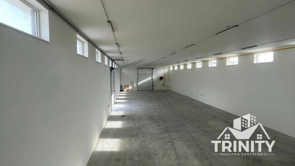 Na prenájom skladové priestory s kanceláriami v meste Šurany