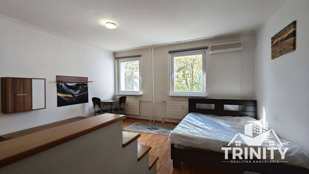 TRINITY - EXKLUZÍVNE - Na prenájom útulný 1-izbový byt v Nových Zámkoch