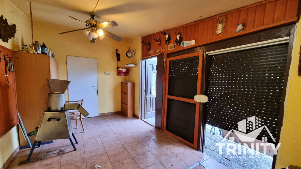 Na predaj 3-izbový rodinný dom s terasou v meste Nesvady