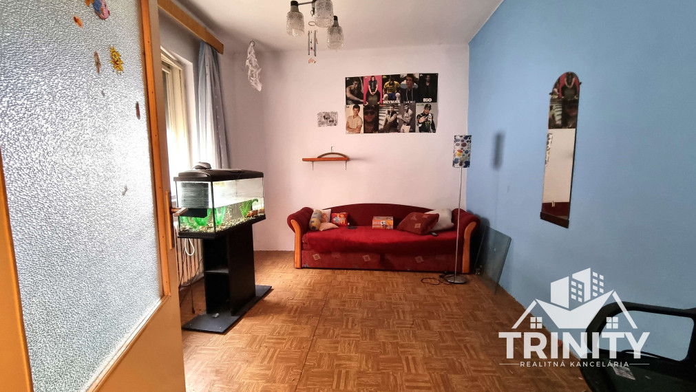 Na predaj 3-izbový rodinný dom s terasou v meste Nesvady