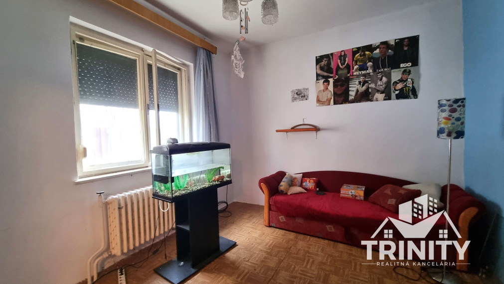 Na predaj 3-izbový rodinný dom s terasou v meste Nesvady