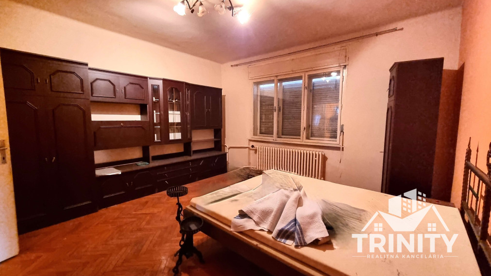 Na predaj 3-izbový rodinný dom s terasou v meste Nesvady