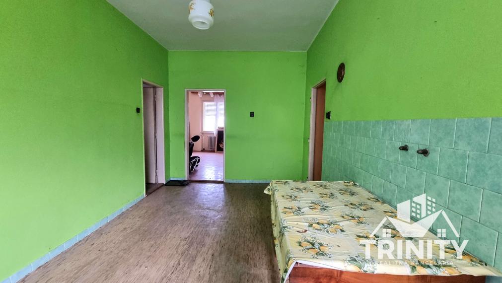 Na predaj 3-izbový rodinný dom s terasou v meste Nesvady