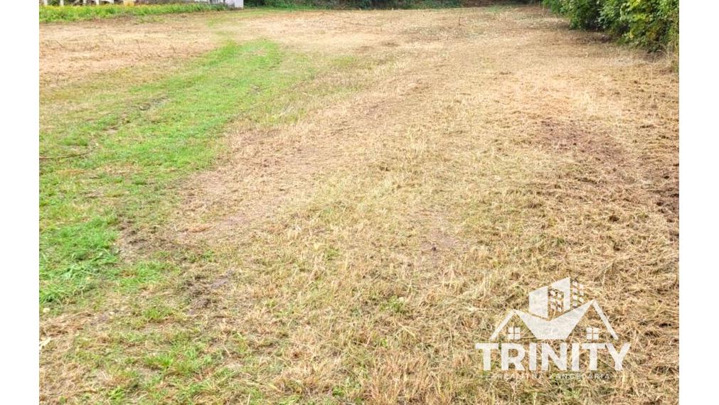 Na predaj stavebný pozemok v obci Podhájska nad kúpaliskom