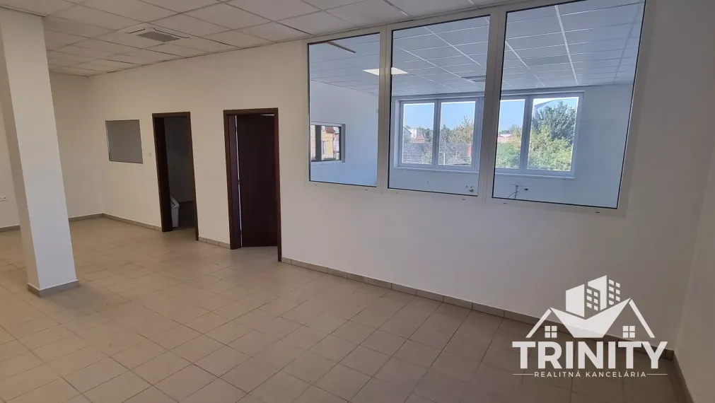 Na prenájom obchodné/kancelárske priestory v meste Šurany