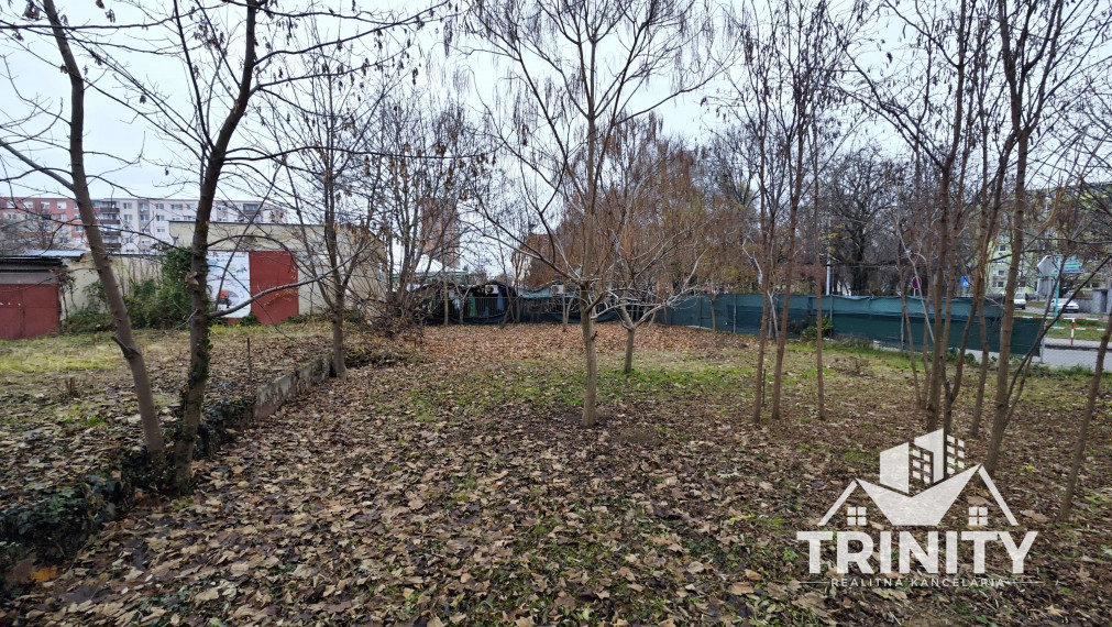 Na predaj pozemok v širošom centre mesta Nové Zámky