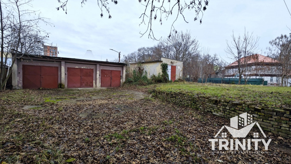 Na predaj pozemok v širošom centre mesta Nové Zámky