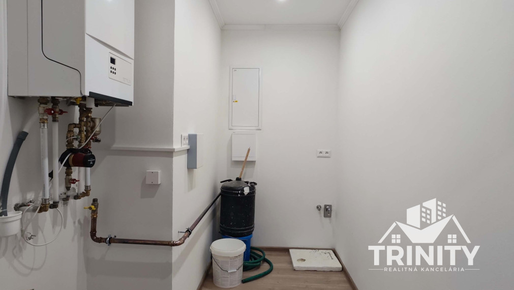 Na predaj 4-izbový RD (novostavba) v obci Dvory nad Žitavou