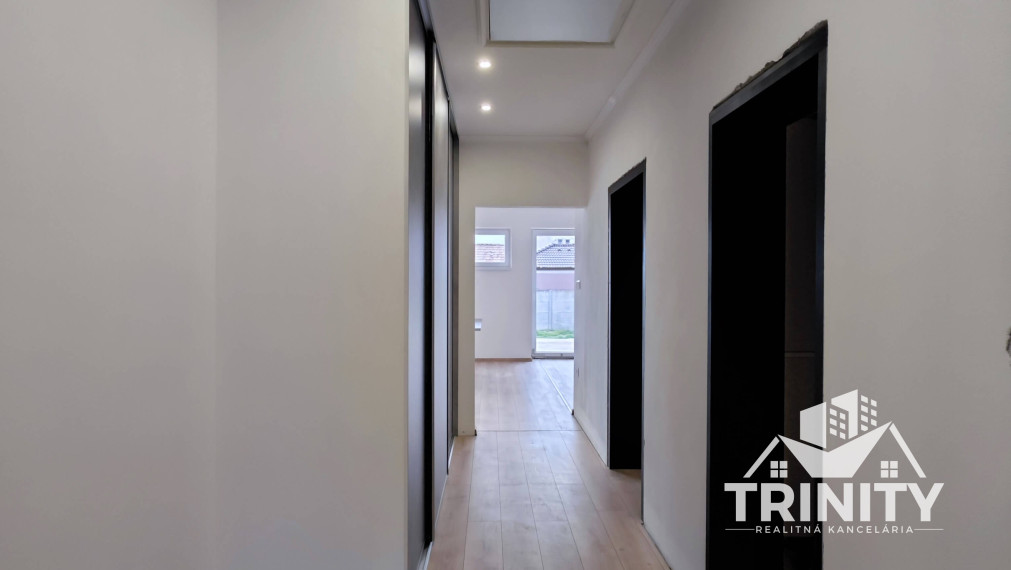 Na predaj 4-izbový RD (novostavba) v obci Dvory nad Žitavou