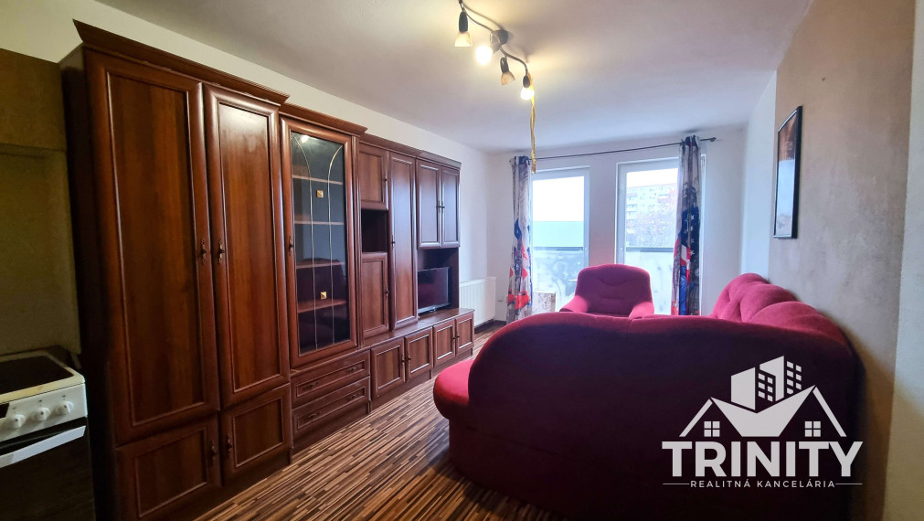 Na prenájom veľká garsónka v meste Nové Zámky