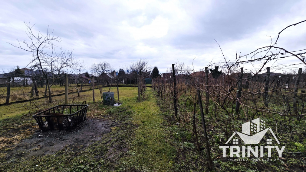 REZERVOVANÉ - Na predaj 5-izbový rodinný dom s garážou v obci Mojzesovo - EXKLUZÍVNE