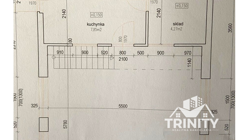 Znížená cena - Na predaj záhradný dom / garáž v obci Radava
