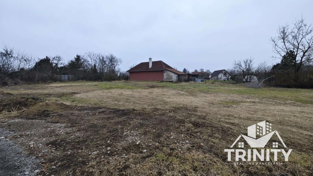 Na predaj stavebný pozemok v obci Nitriansky hrádok - Šurany