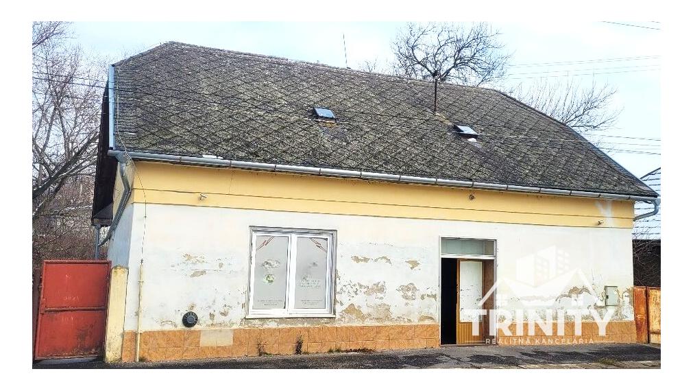 Na predaj budova - obchodný priestor v obci Svodín