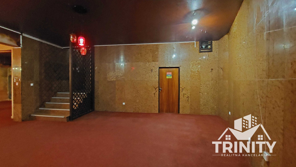 Na prenájom nebytový/komerčný priestor v Nových Zámkoch