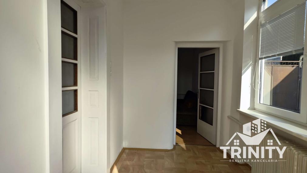 Na predaj 3-izbový rodinný dom v meste Nové Zámky