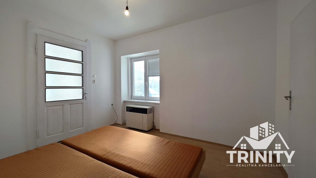 Na predaj 3-izbový rodinný dom v meste Nové Zámky