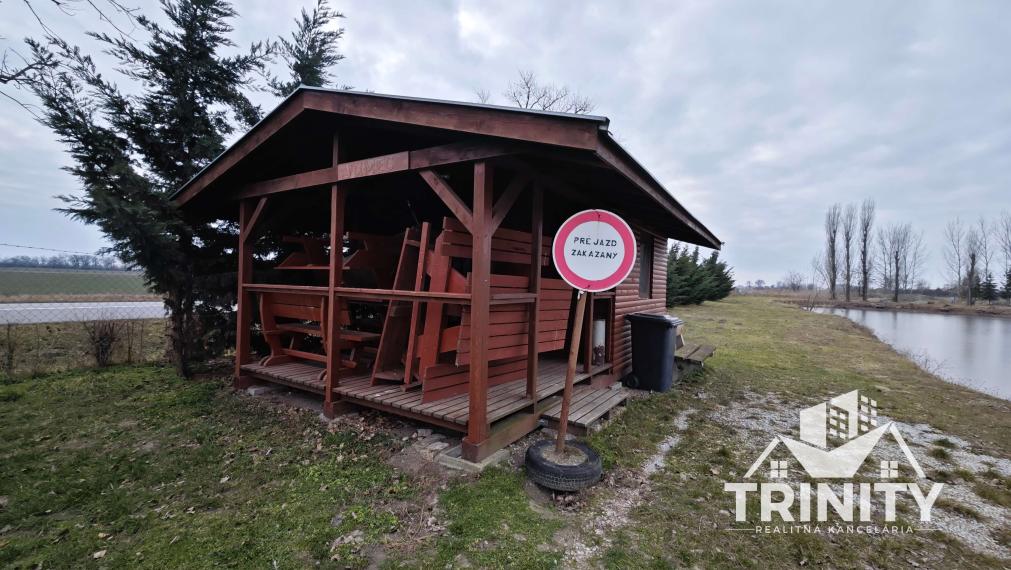 Na predaj zabehnutý rybník, jazero pri meste Kolárovo