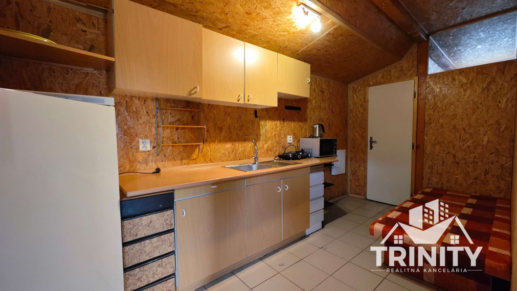 Na predaj zabehnutý rybník, jazero pri meste Kolárovo