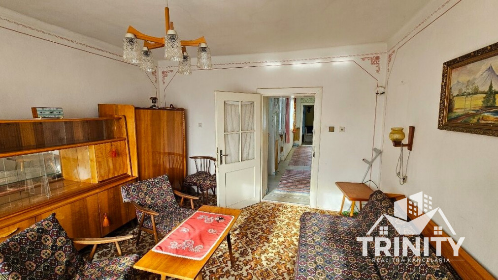 Na predaj 3-izbový rodinný dom v obci Semerovo