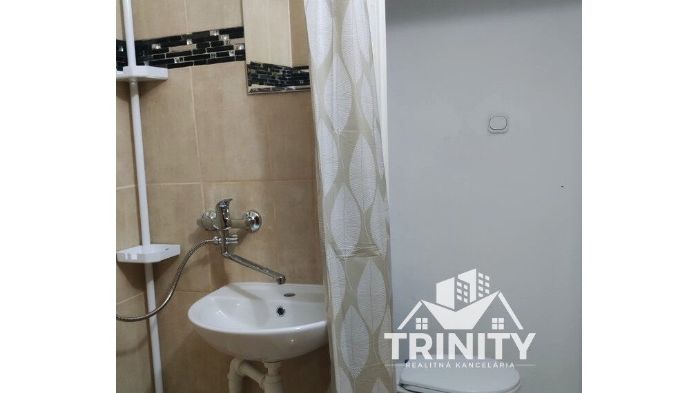 Na prenájom zrekonštruovaná garsónka s lóggiou v meste Nové Zámky