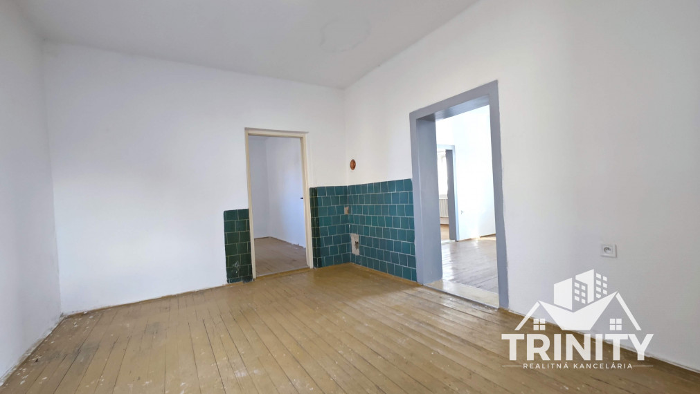 Na predaj 4-izbový rodinný dom v meste Šurany