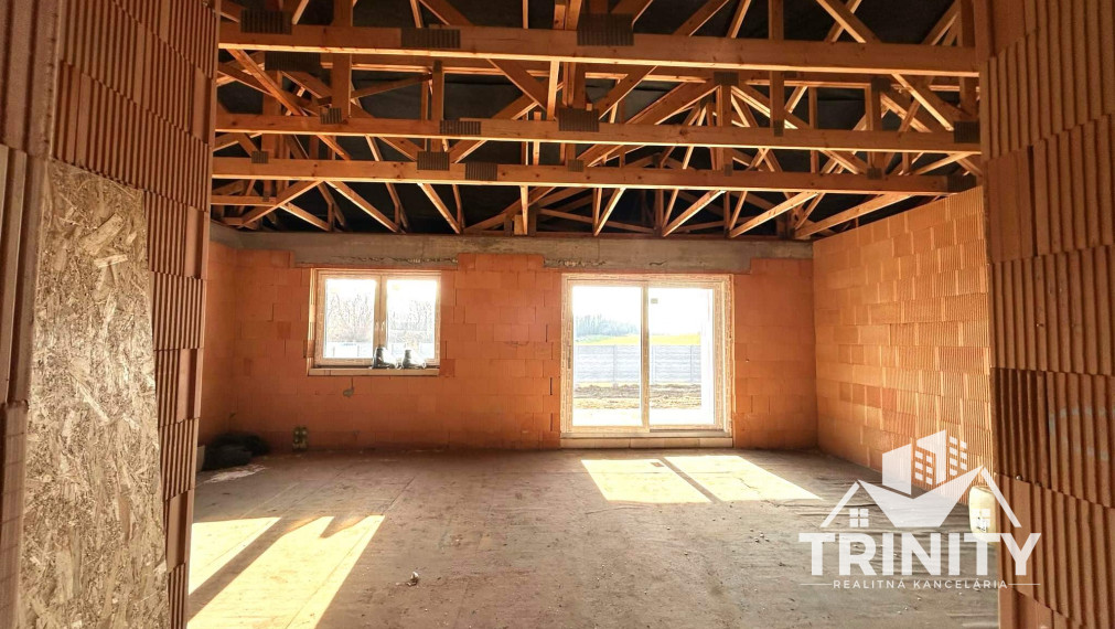 Na predaj novostavba 4-izbového rodinného domu so zastrešenou terasou v obci Bajč